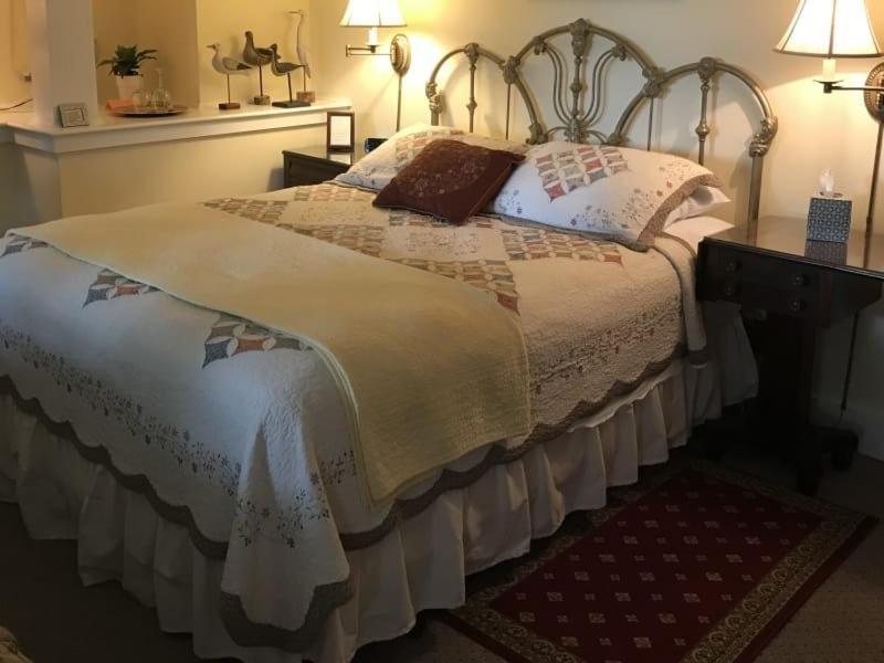 וורוויק The Inn At Stony Creek חדר תמונה